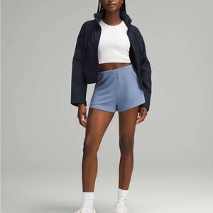 Lululemon Ribbed Softstreme HR Short 2” size 6